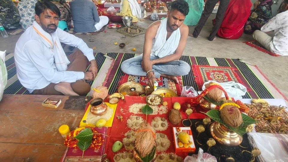 Ritual worship and religious ceremony in Ujjain by Pt. Madhusudan